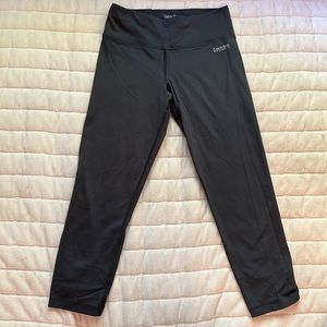 Calvin Klein performance capris